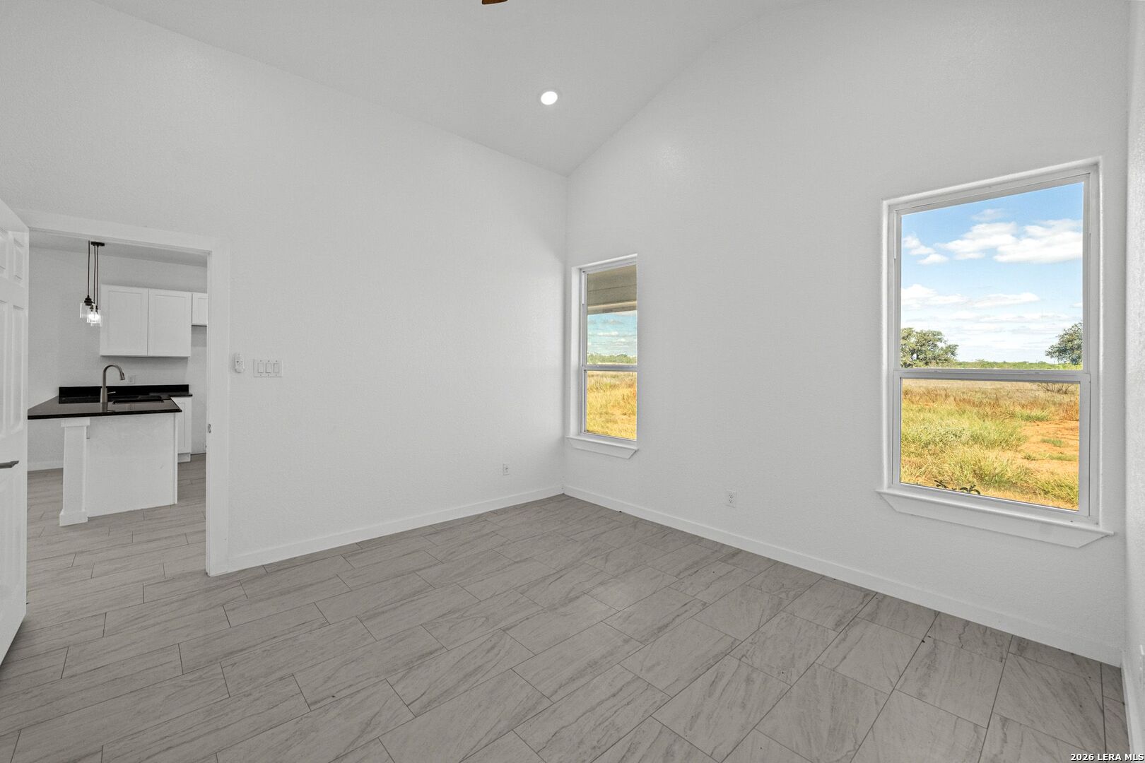 815 E Fm 462 Moore TX 78057