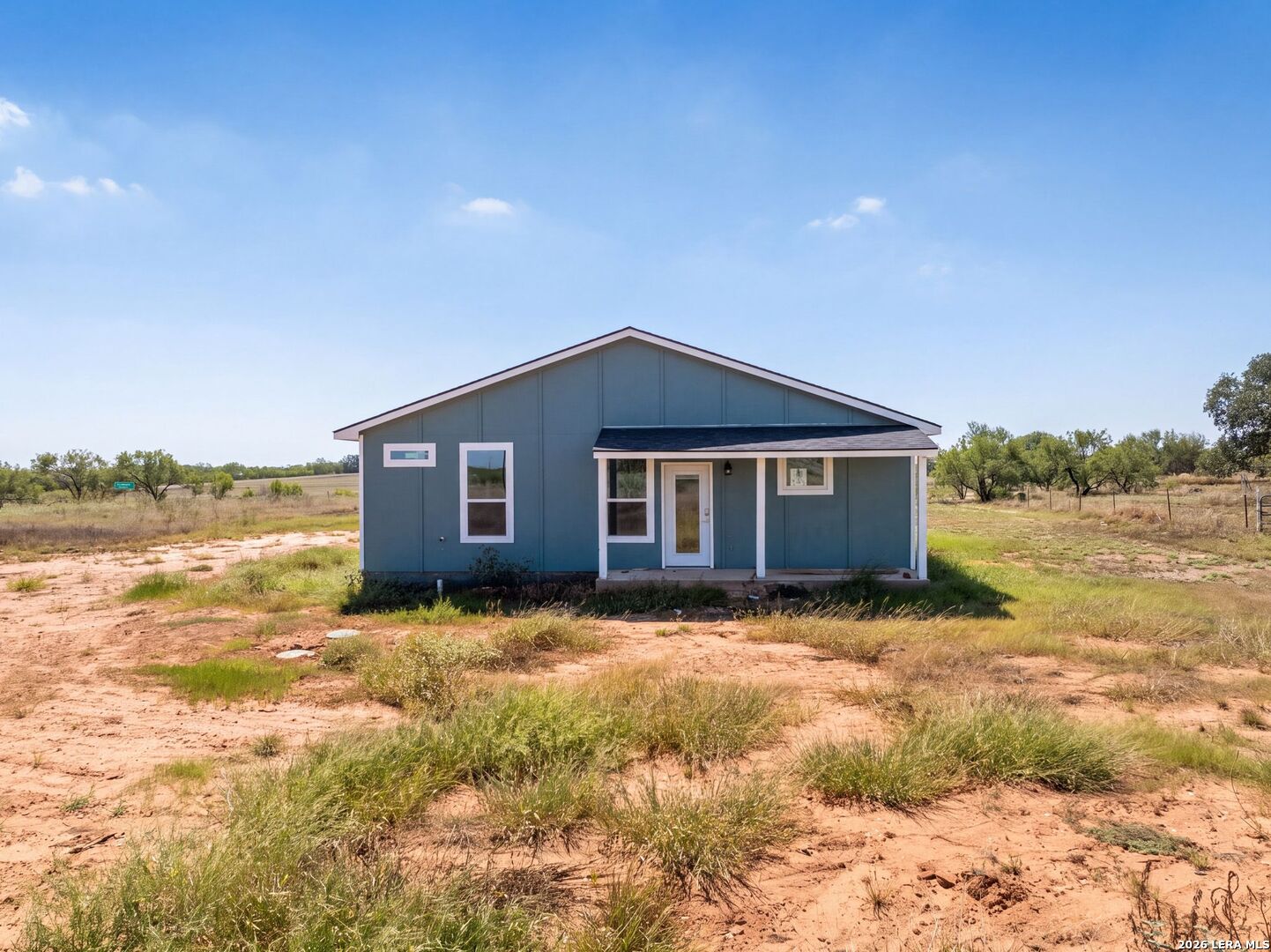815 E Fm 462 Moore TX 78057