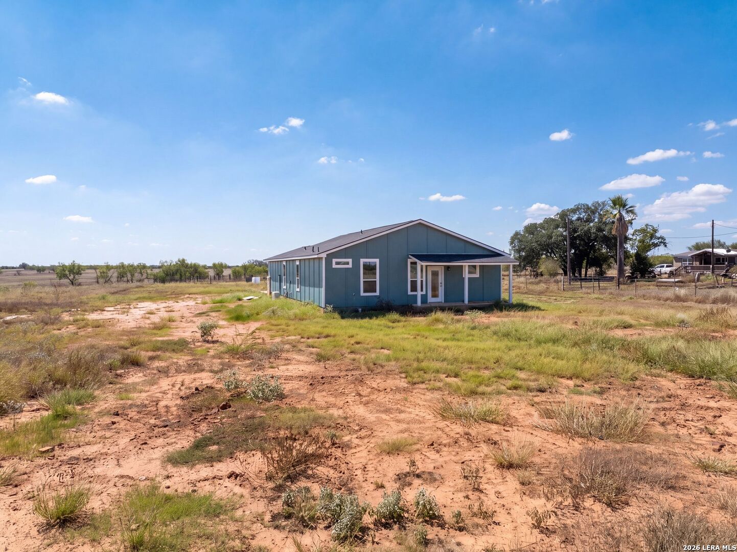815 E Fm 462 Moore TX 78057