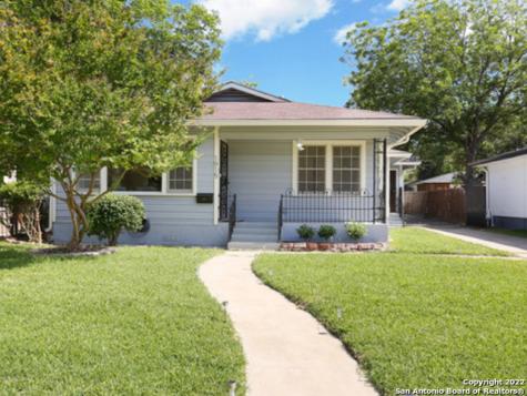1915 W Summit Avenue San Antonio TX 78201