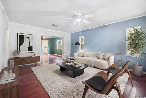 1938 W Kings Highway San Antonio TX 78201