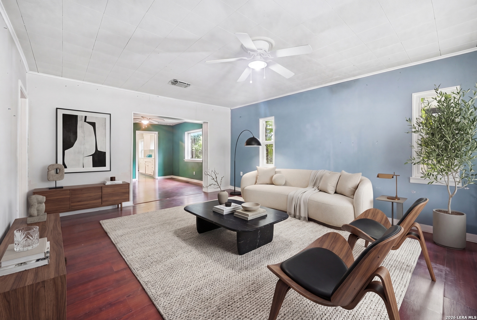 1938 W Kings Highway San Antonio TX 78201