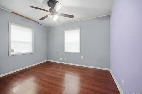 1938 W Kings Highway San Antonio TX 78201