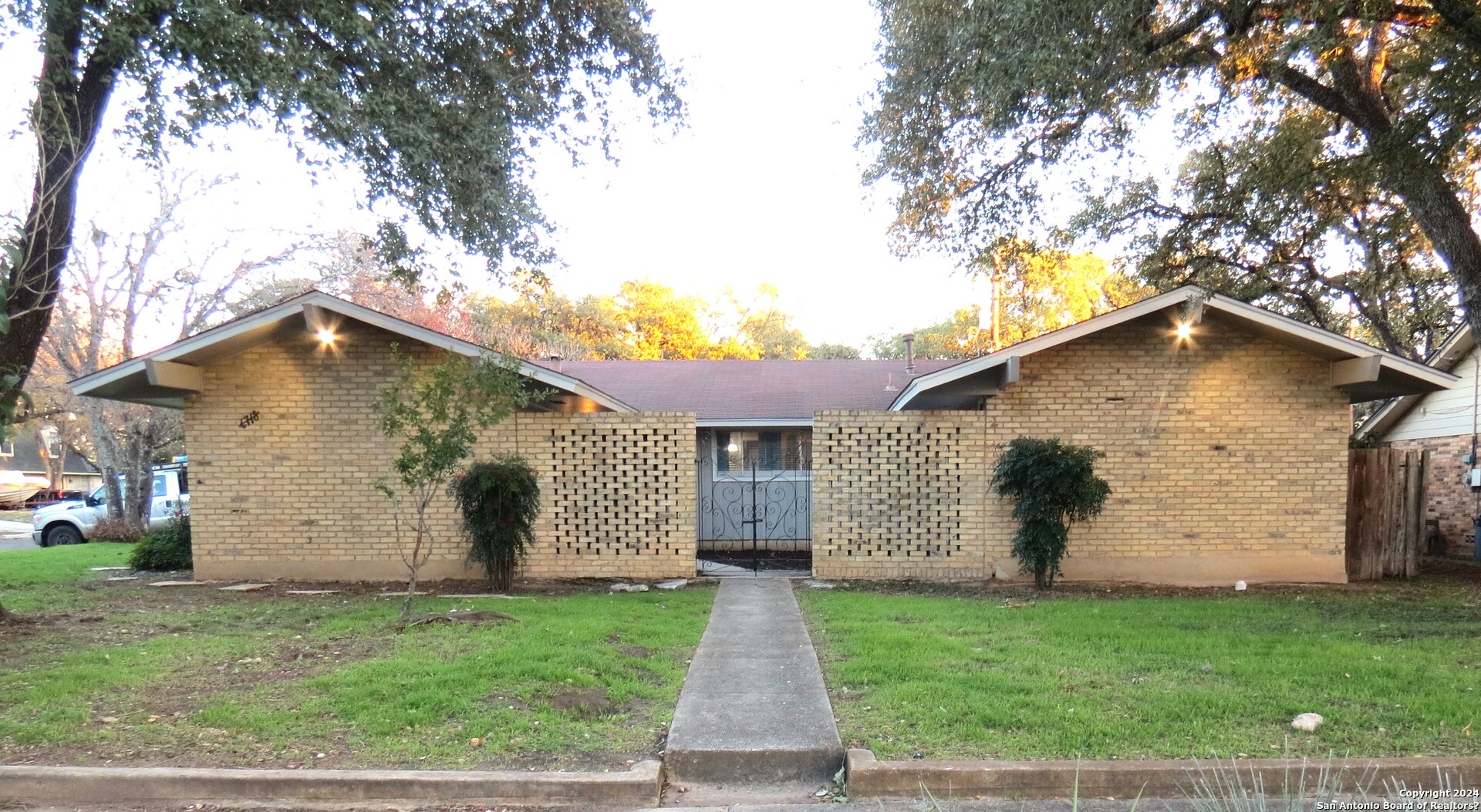 6718 Forest Dell Street San Antonio TX 78240