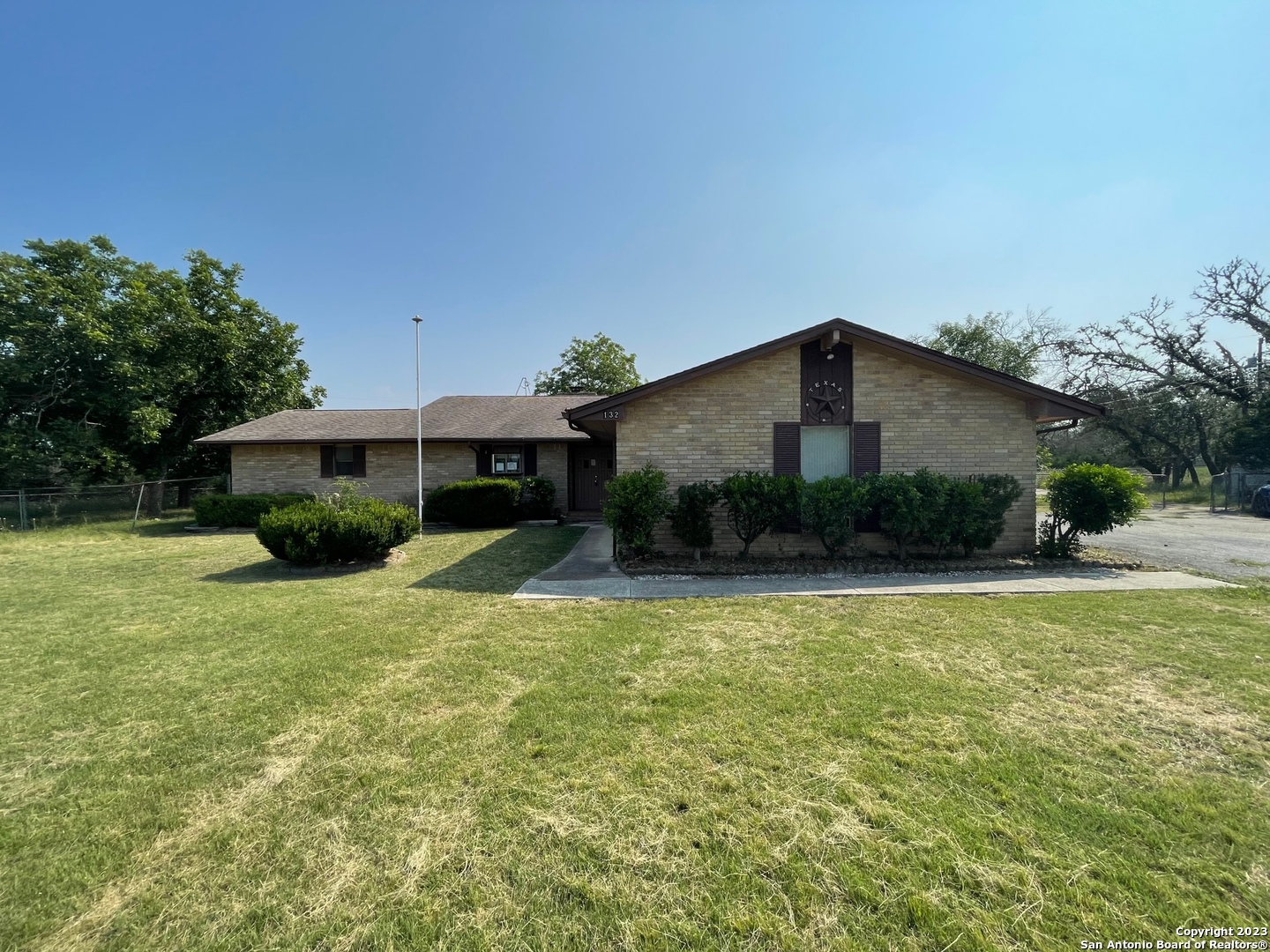 132 Shin Oak Drive Bandera TX 78003
