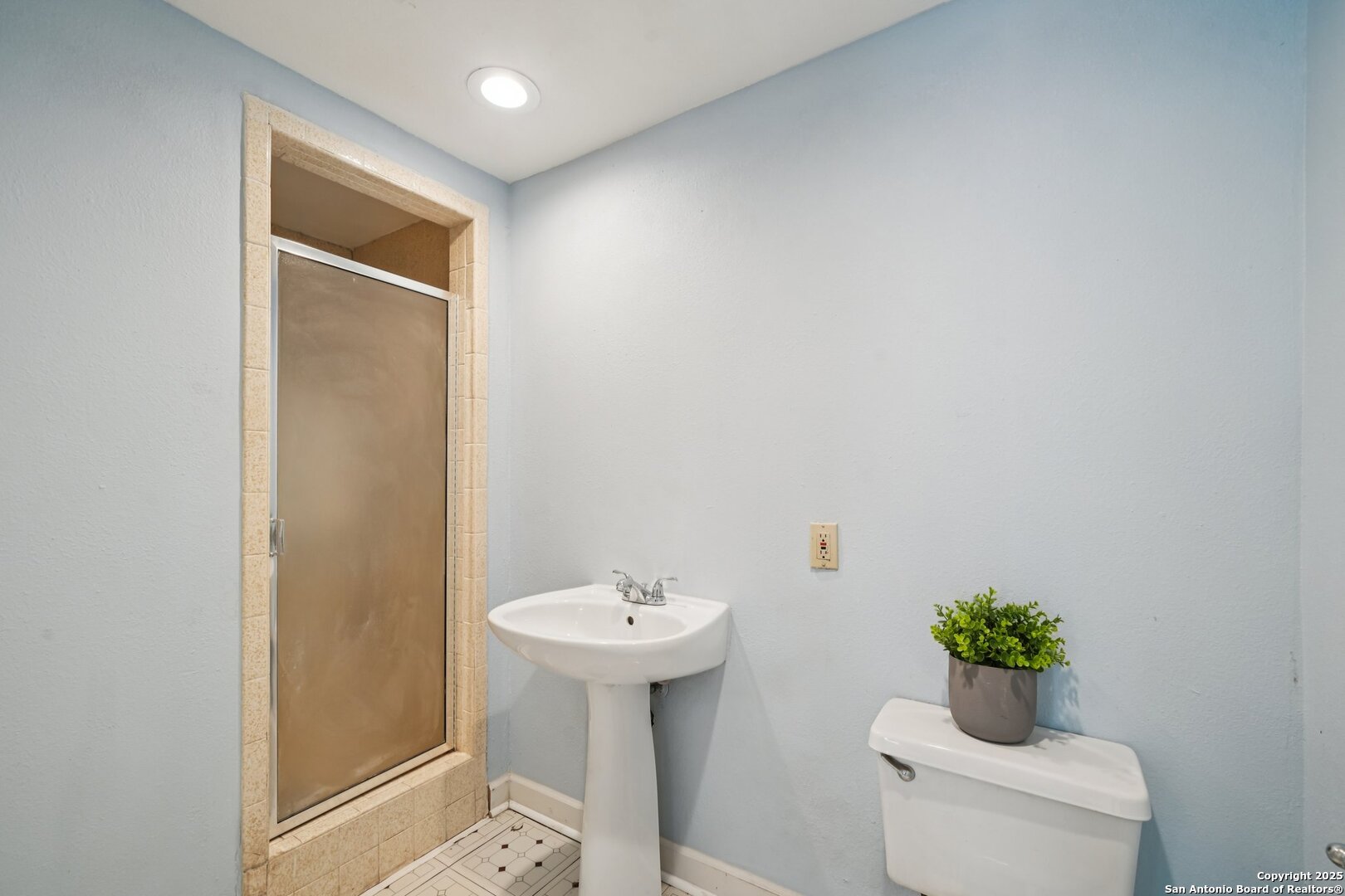 419 Woodcrest Drive San Antonio TX 78209