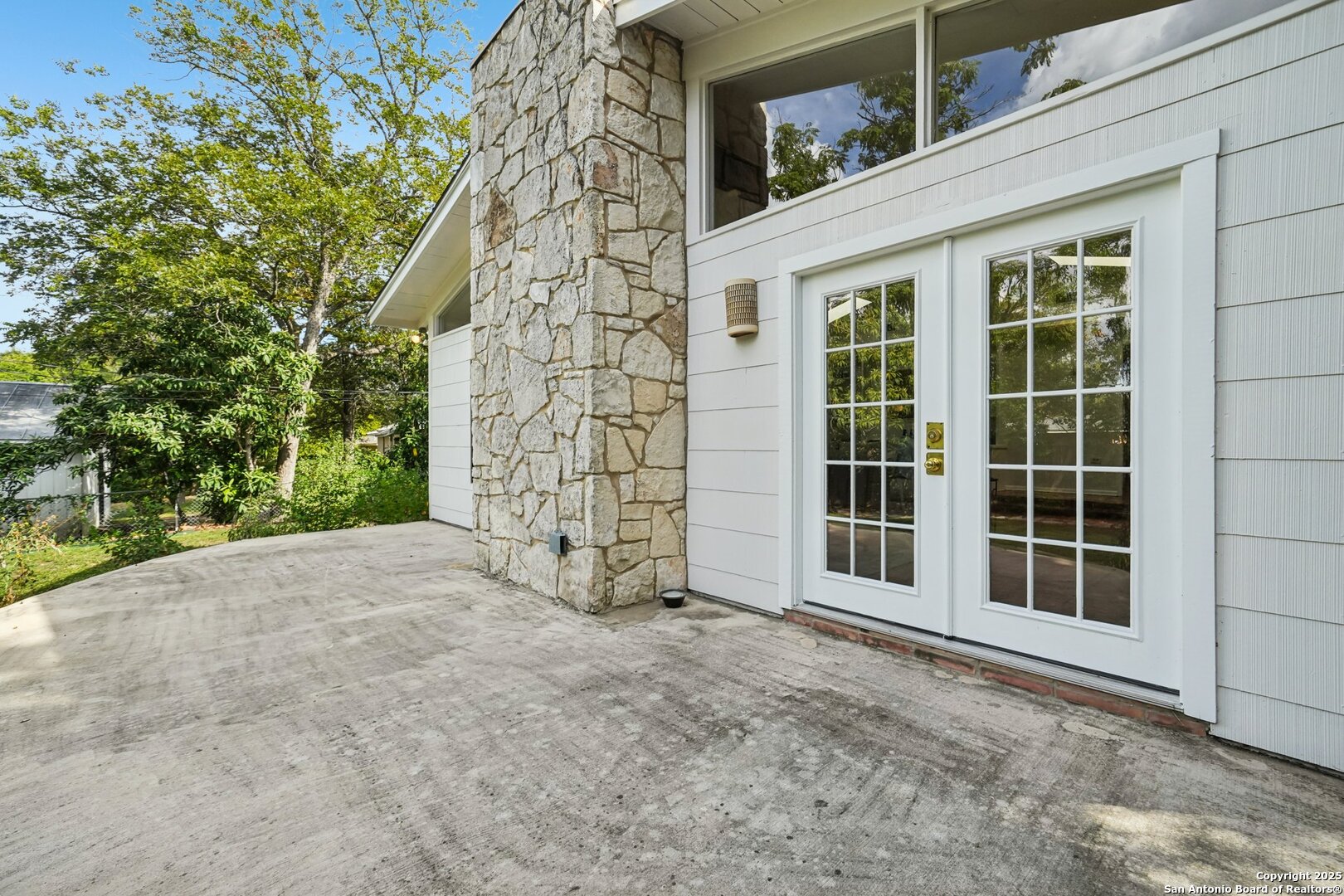 419 Woodcrest Drive San Antonio TX 78209