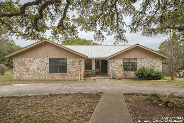 311 Remington Drive Bergheim TX 78004