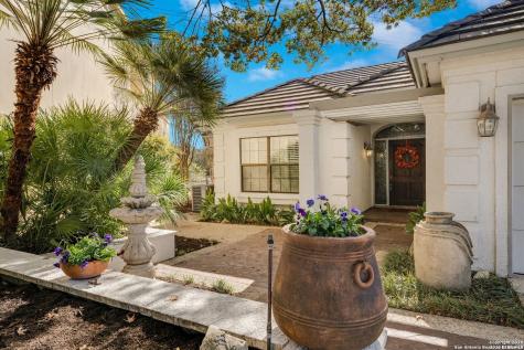 714 S Birdsong San Antonio TX 78258