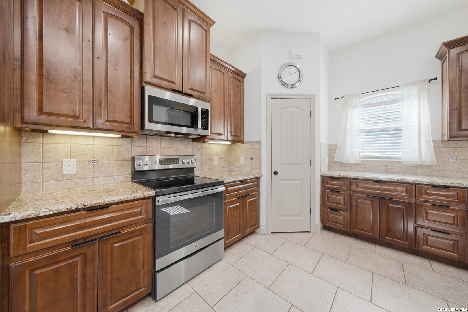 237 Great Oaks Boulevard La Vernia TX 78121