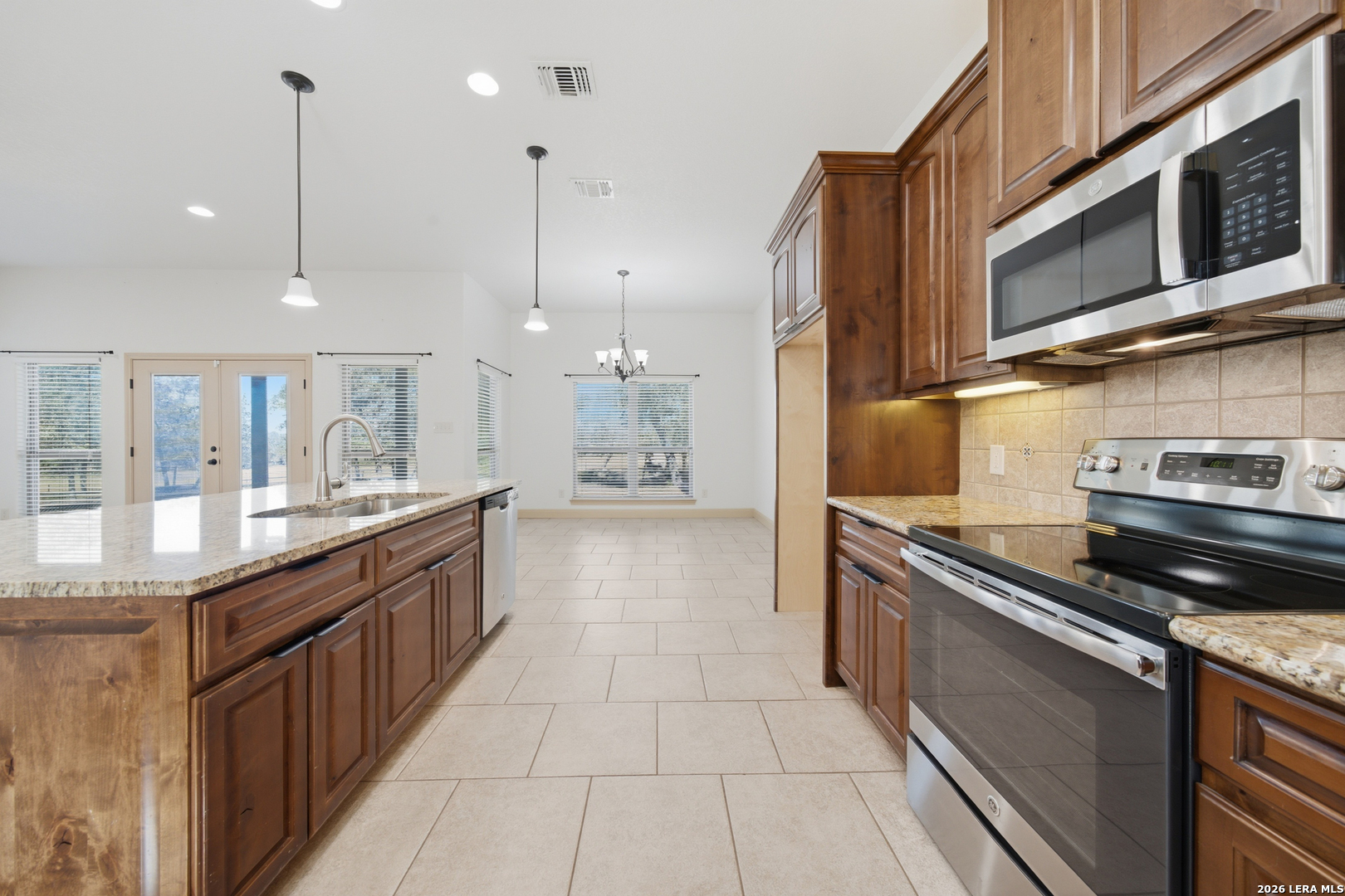 237 Great Oaks Boulevard La Vernia TX 78121