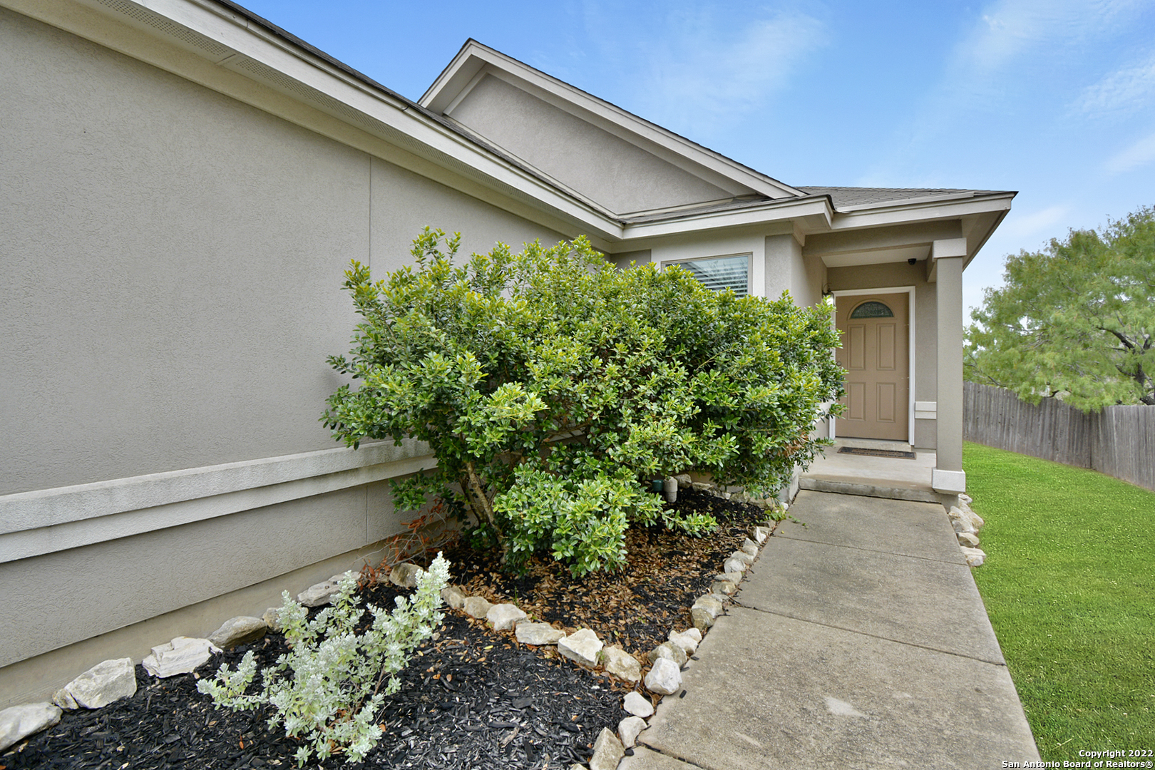 8335 Cenizo Pass San Antonio TX 78252