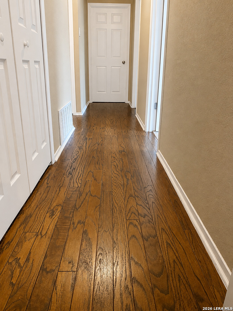 211 Forrest Trail Universal City TX 78148