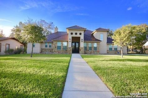 1309 E Street Floresville TX 78114