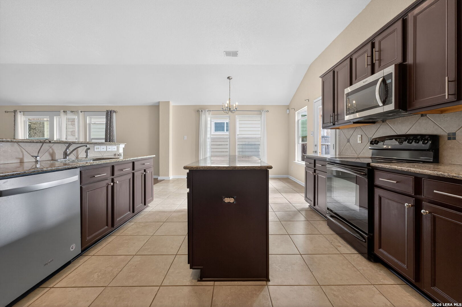5310 Gemsbuck Chase San Antonio TX 78251