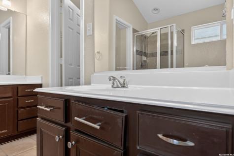 5310 Gemsbuck Chase San Antonio TX 78251