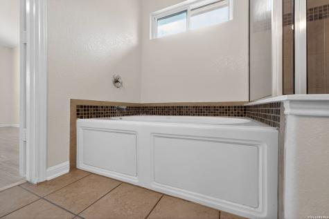 5310 Gemsbuck Chase San Antonio TX 78251