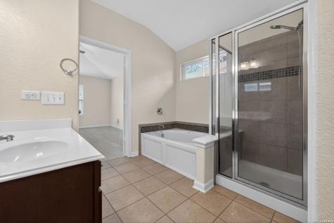 5310 Gemsbuck Chase San Antonio TX 78251