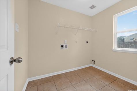 5310 Gemsbuck Chase San Antonio TX 78251