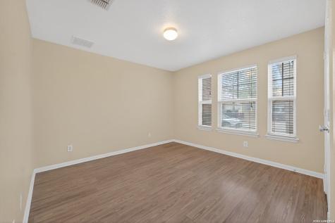 5310 Gemsbuck Chase San Antonio TX 78251