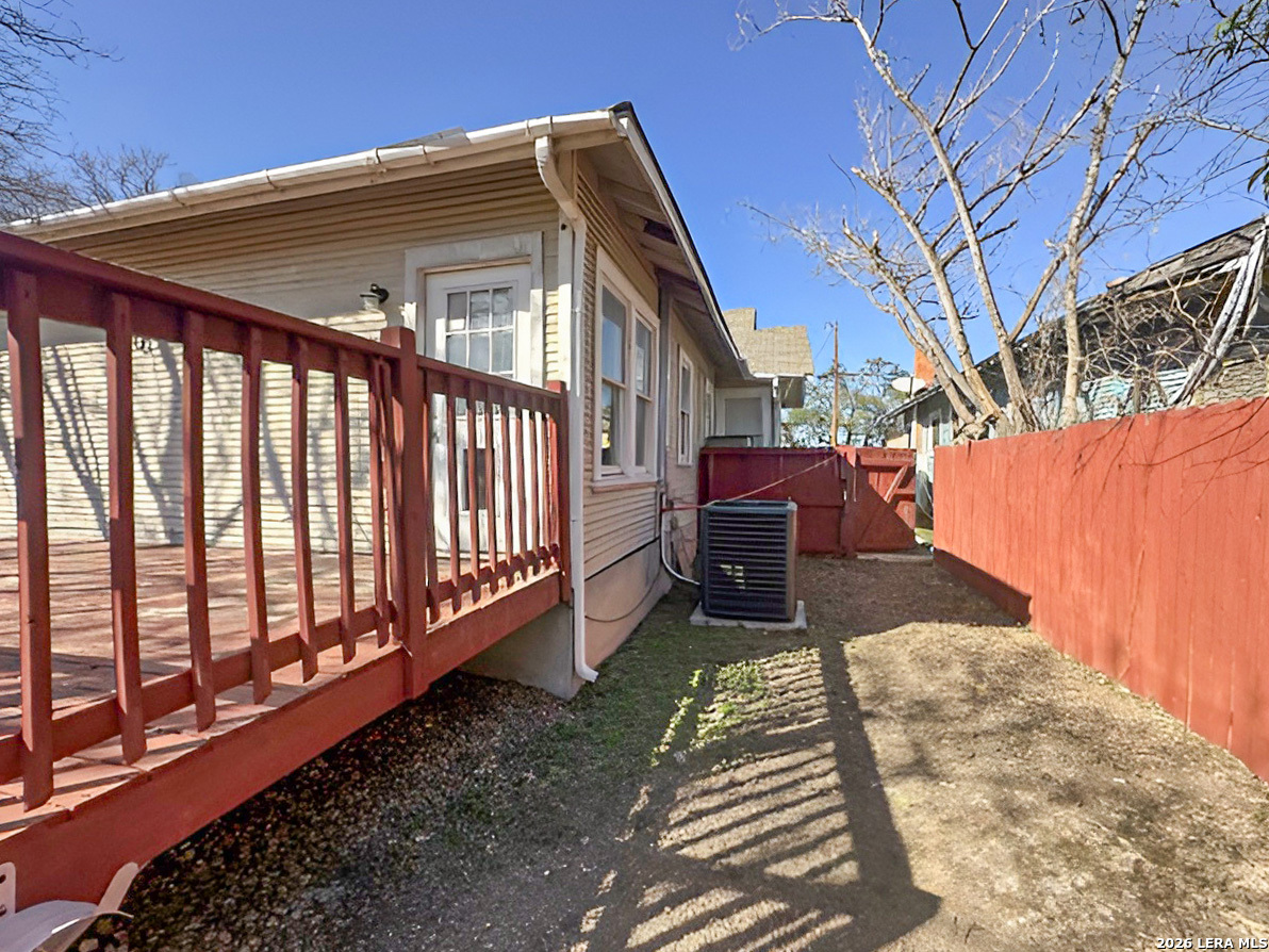 114 Yale San Antonio TX 78201