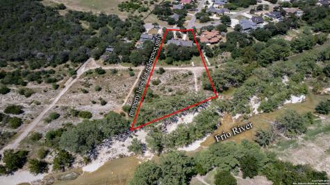 216 Skipping Stone Concan TX 78838