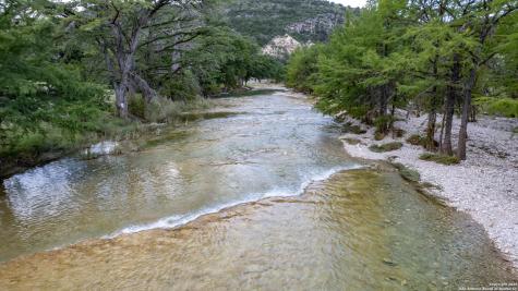 216 Skipping Stone Concan TX 78838