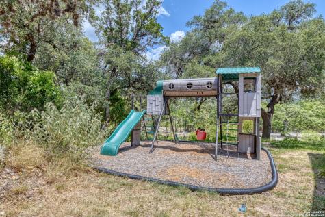216 Skipping Stone Concan TX 78838