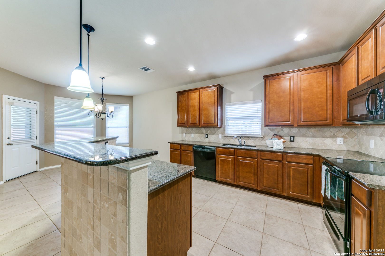 302 Eglington Way Cibolo TX 78108
