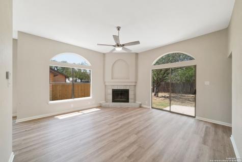 4111 Sunrise Point Drive San Antonio TX 78244
