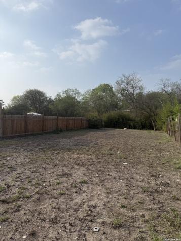 3107 Saunders Avenue San Antonio TX 78207