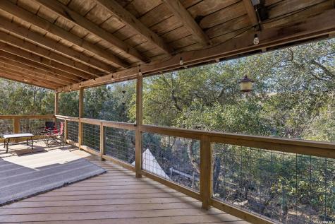515 Valley Ridge Canyon Lake TX 78133