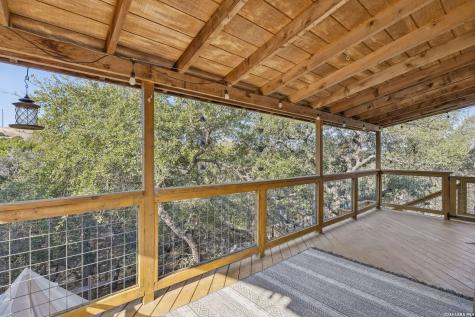 515 Valley Ridge Canyon Lake TX 78133
