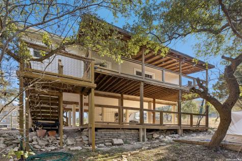515 Valley Ridge Canyon Lake TX 78133