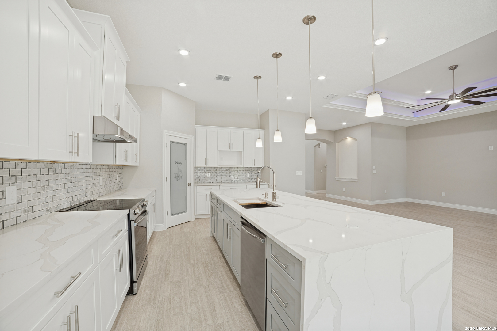 220 County Road 6864 Natalia TX 78059