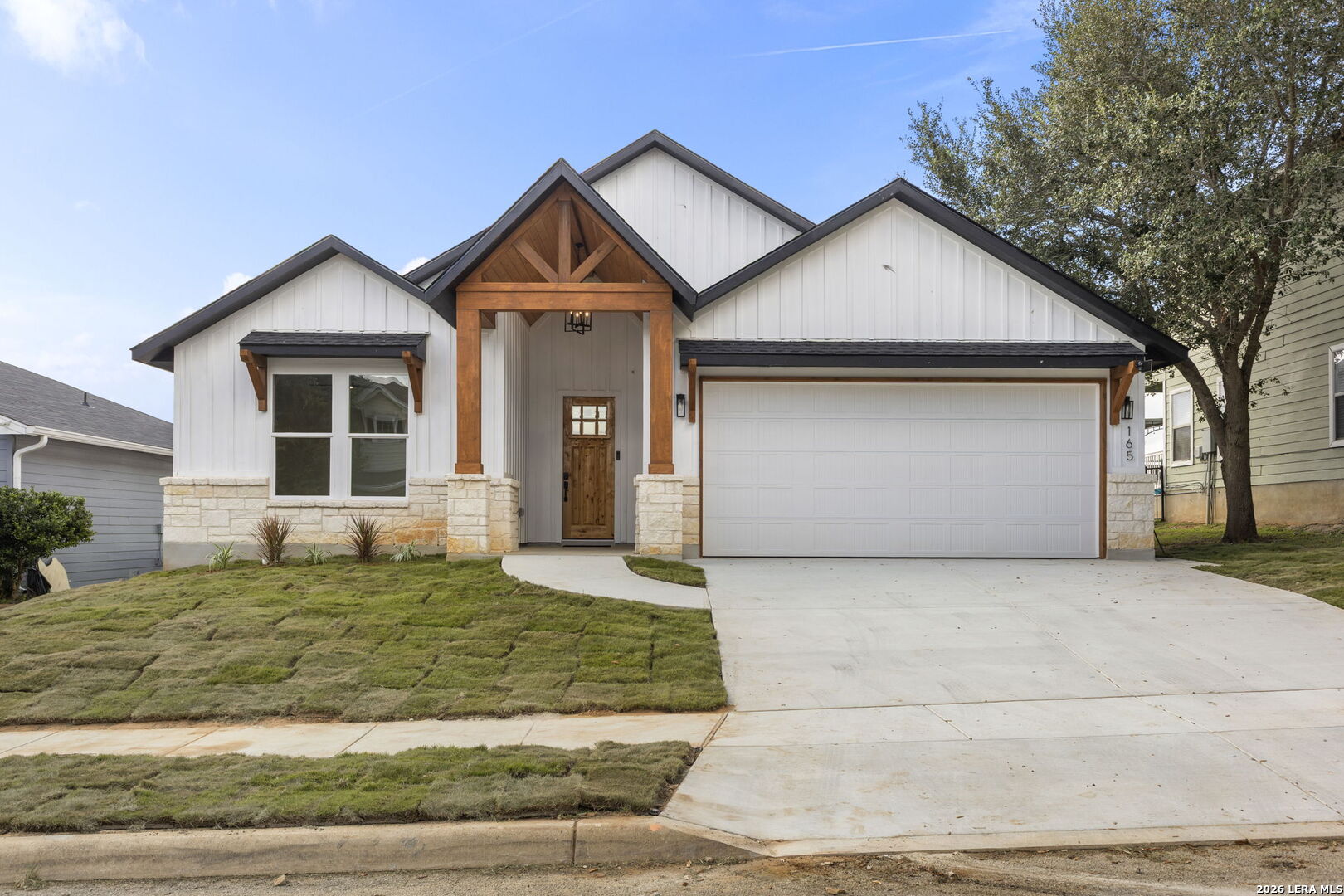 165 Whitewing Way Floresville TX 78114