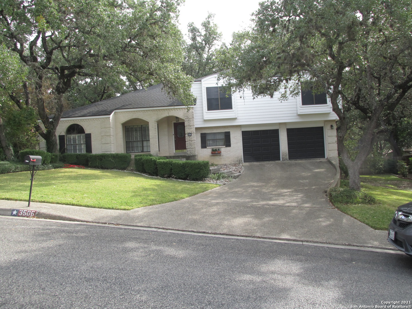 3506 Hunters Gate Street San Antonio TX 78230