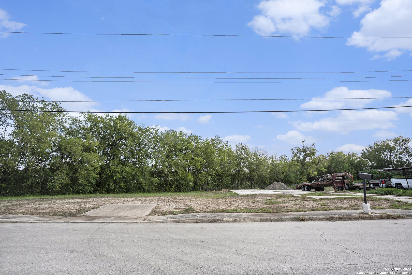 302 41st San Antonio TX 78237