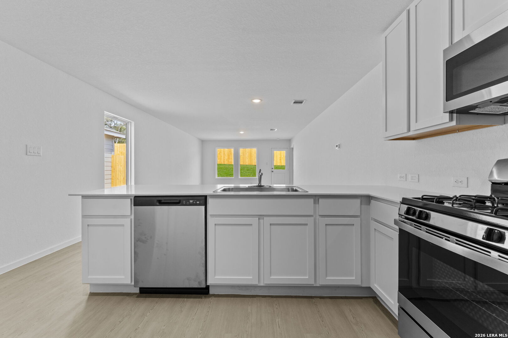 14907 Warwick Shire San Antonio TX 78254