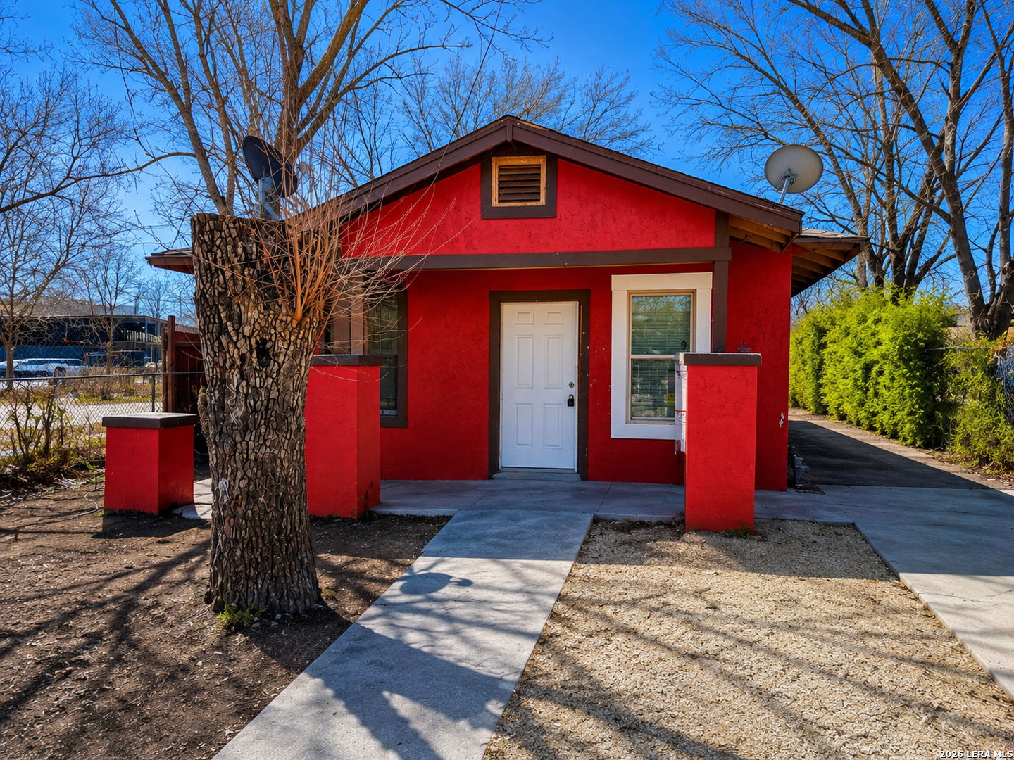 2106 El Paso Street San Antonio TX 78207