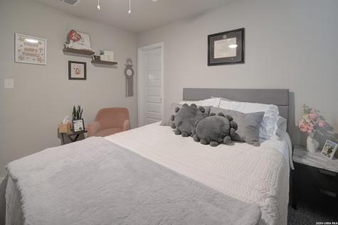 152 Honey Oak Lane New Braunfels TX 78130