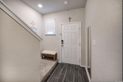 152 Honey Oak Lane New Braunfels TX 78130