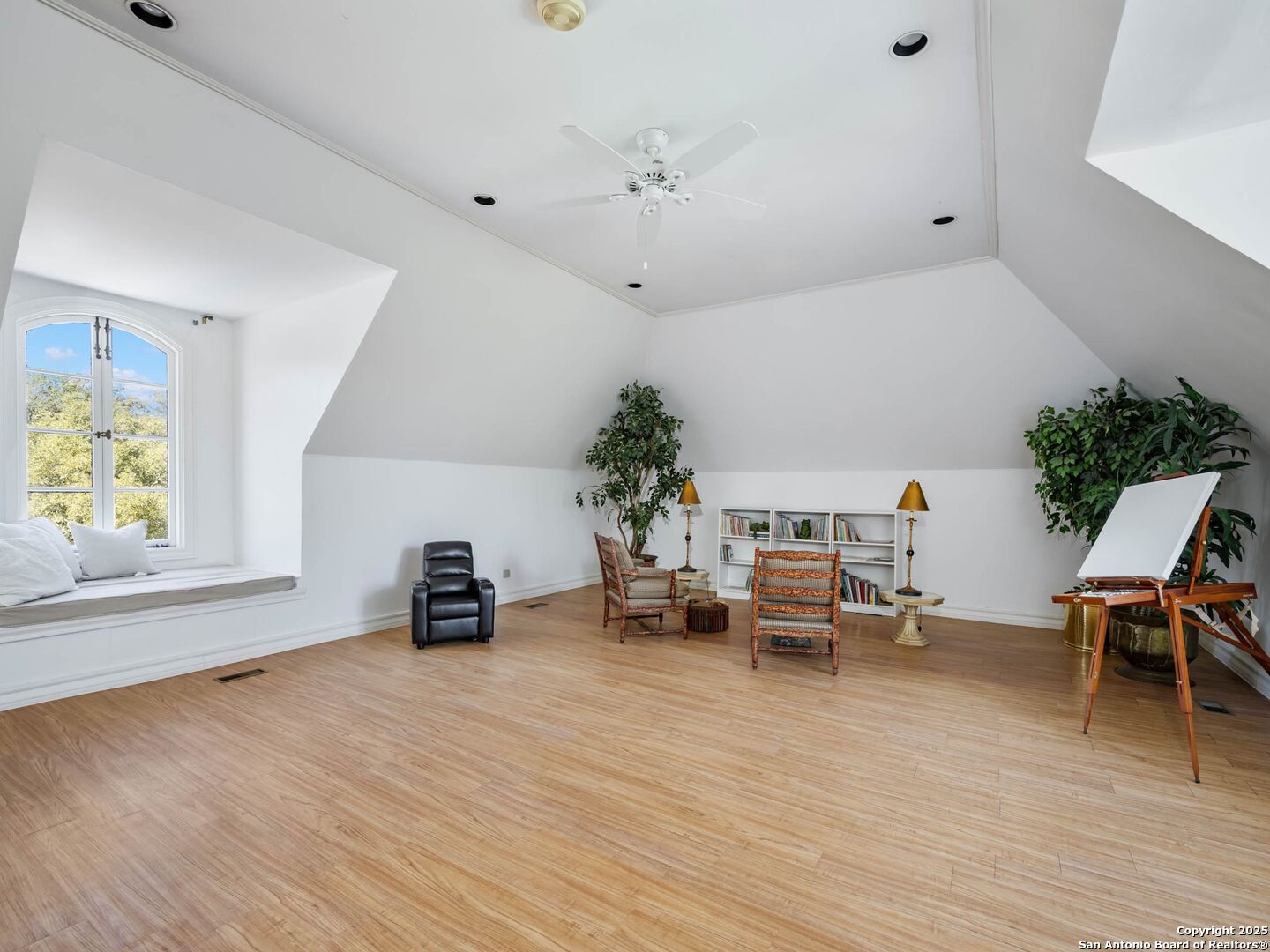 7 Lazy Hollow San Antonio TX 78230