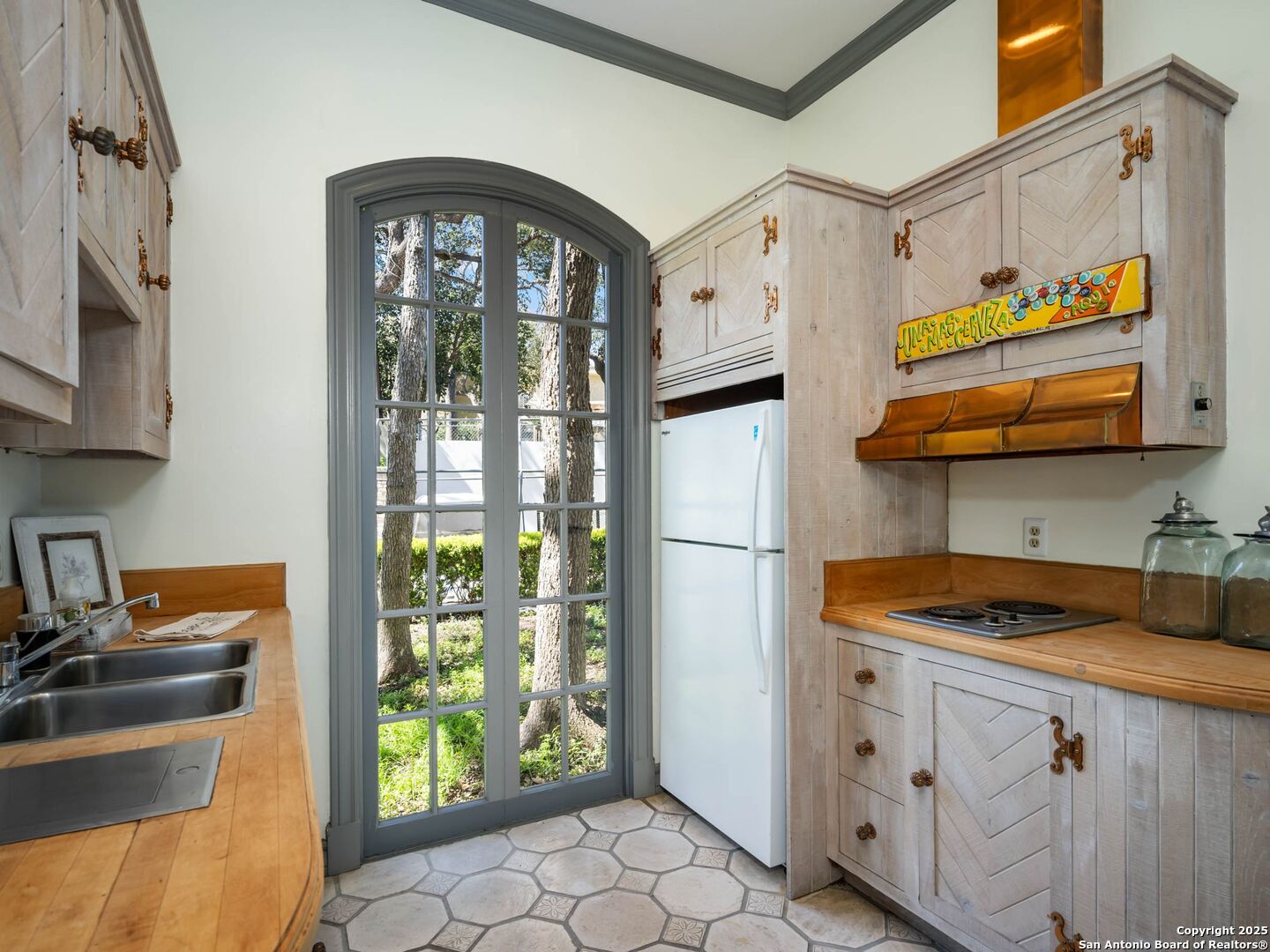7 Lazy Hollow San Antonio TX 78230