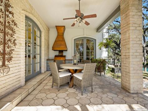 7 Lazy Hollow San Antonio TX 78230