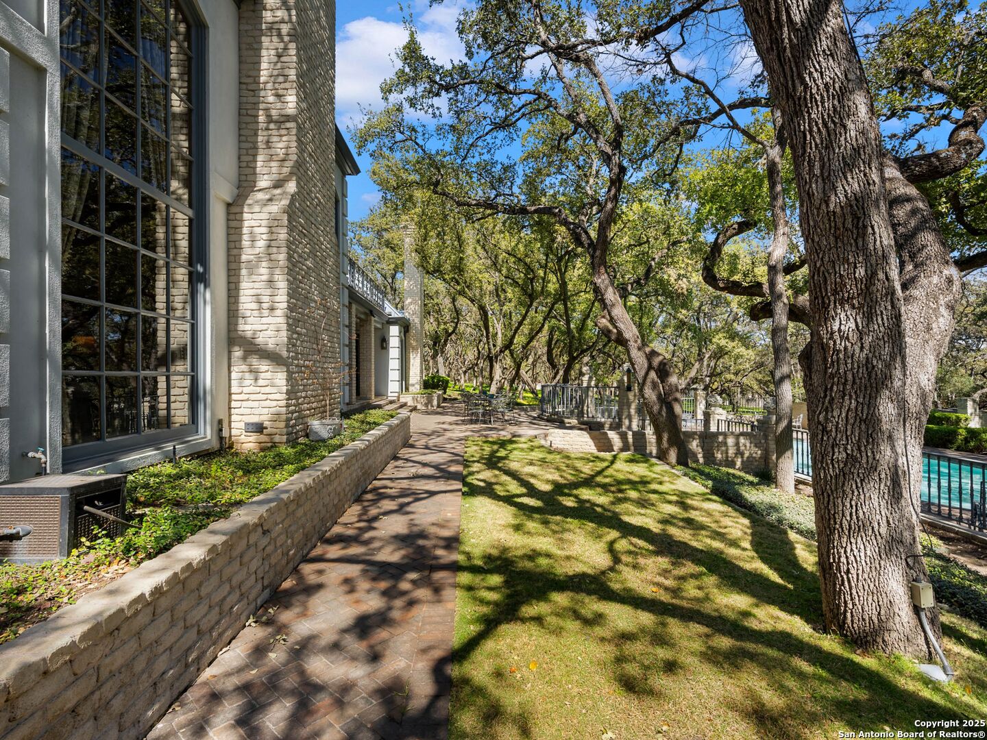 7 Lazy Hollow San Antonio TX 78230