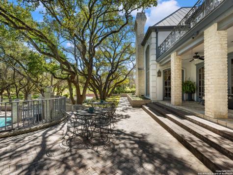 7 Lazy Hollow San Antonio TX 78230
