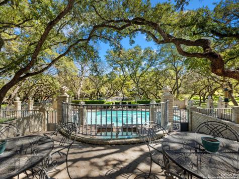 7 Lazy Hollow San Antonio TX 78230