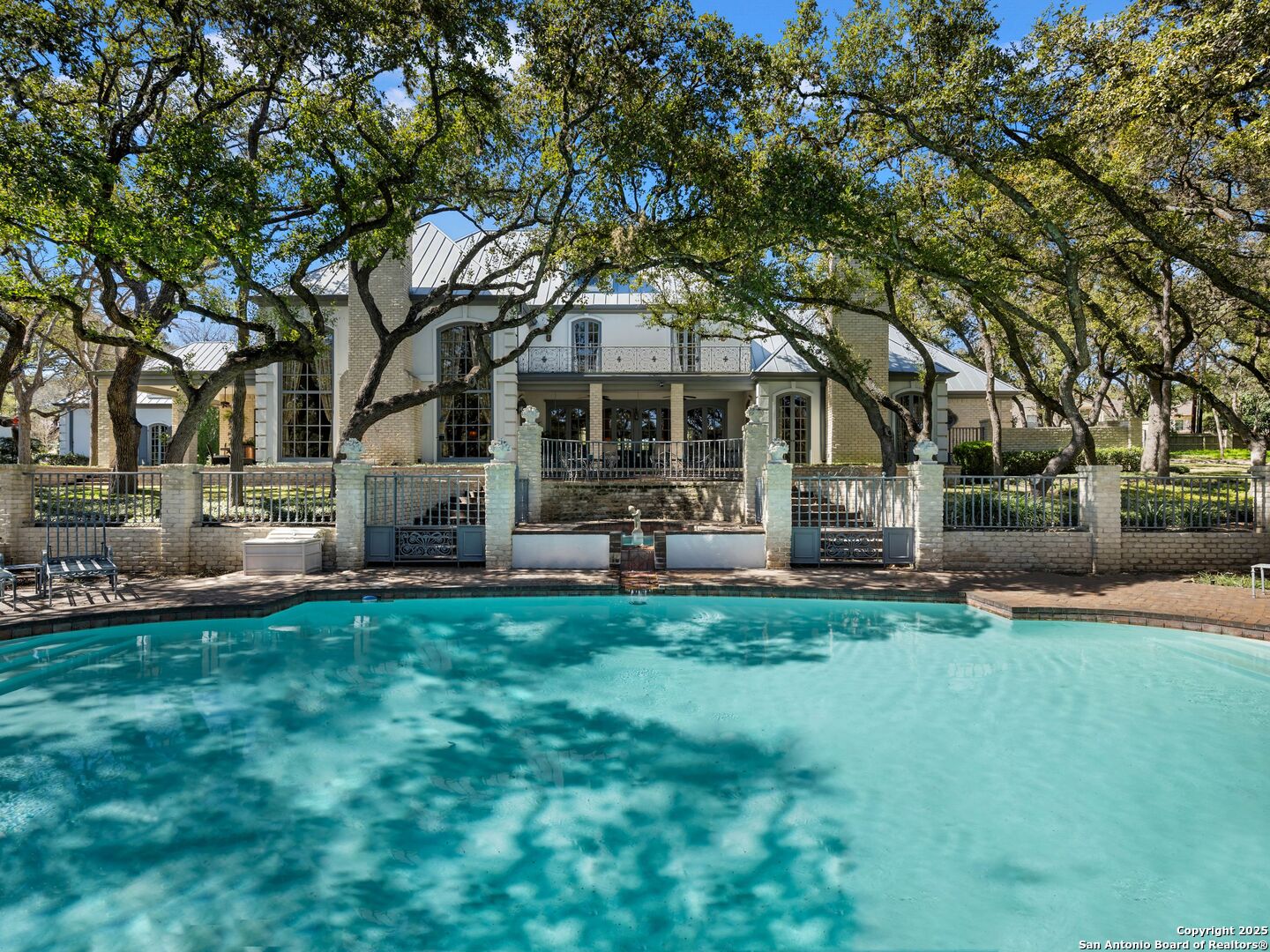 7 Lazy Hollow San Antonio TX 78230