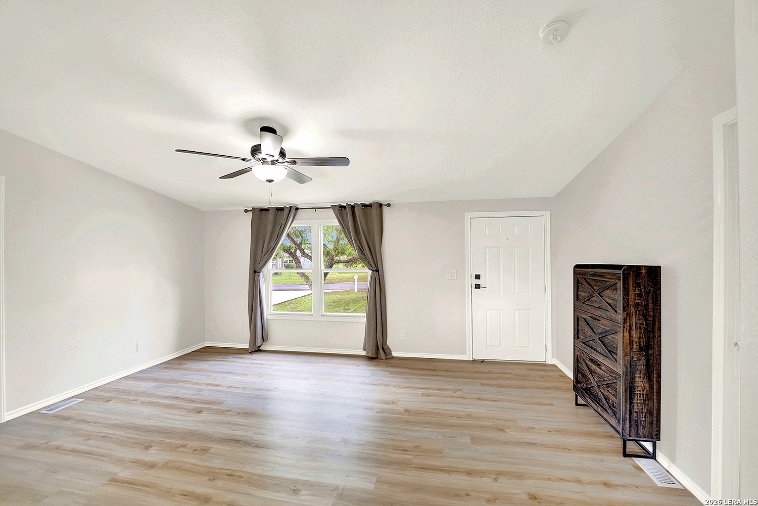 105 Pioneer Home Seguin TX 78155